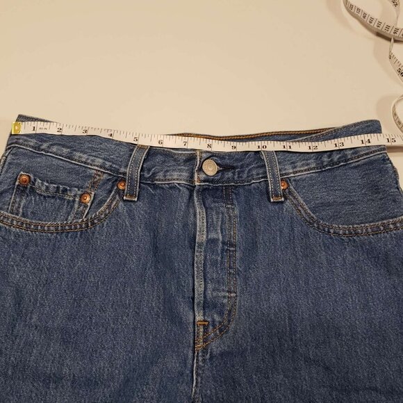 Levi's 501 Cutoffs 28" Waist (measured: 30") 100% Cotton Button Fly - Picture 5 of 12